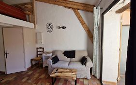 Studio Au Pied De La Sainte Victoire