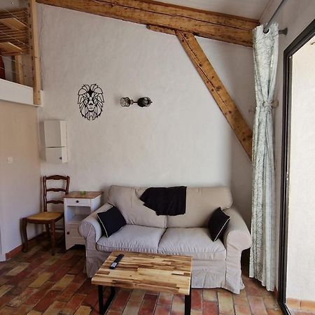 Studio Au Pied De La Sainte Victoire Puyloubier Extérieur photo