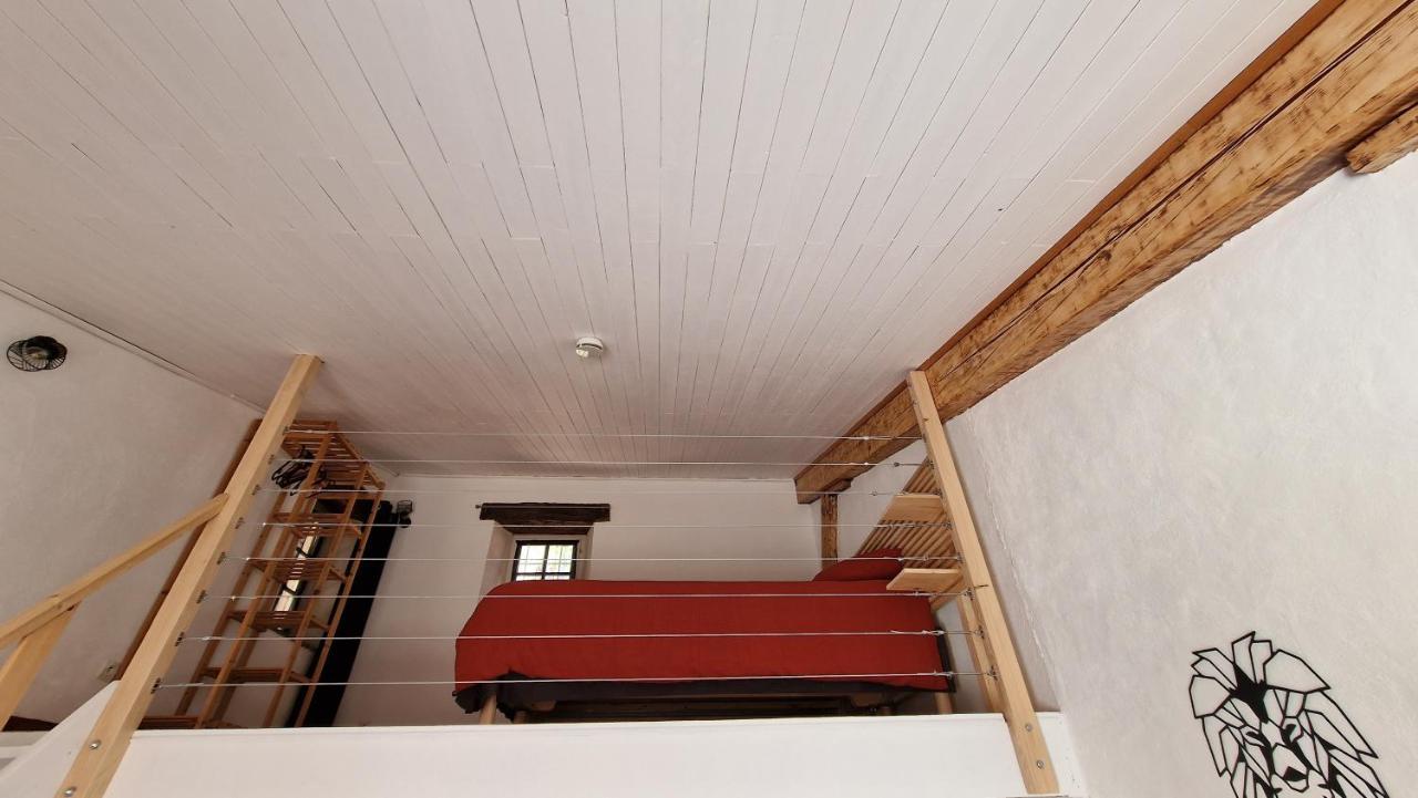 Studio Au Pied De La Sainte Victoire Puyloubier Extérieur photo