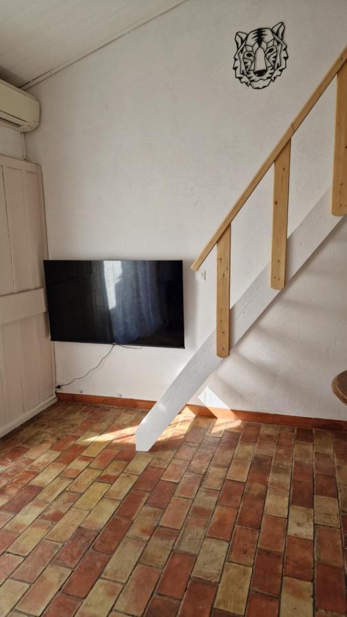 Studio Au Pied De La Sainte Victoire Puyloubier Extérieur photo