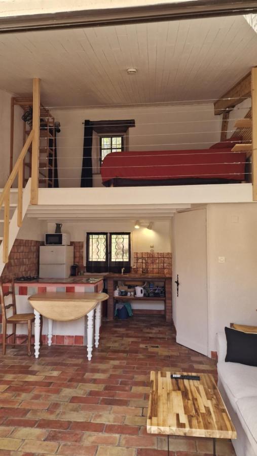 Studio Au Pied De La Sainte Victoire Puyloubier Extérieur photo